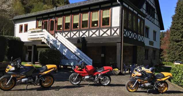 Motorradtouren starten in Simonskall